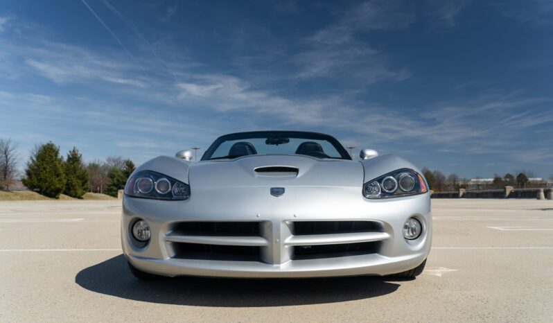 								2004 Dodge Viper SRT-10 Roadster full									