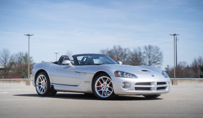 								2004 Dodge Viper SRT-10 Roadster full									