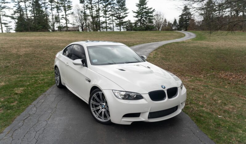 								2013 BMW M3 Coupe 6-Speed full									