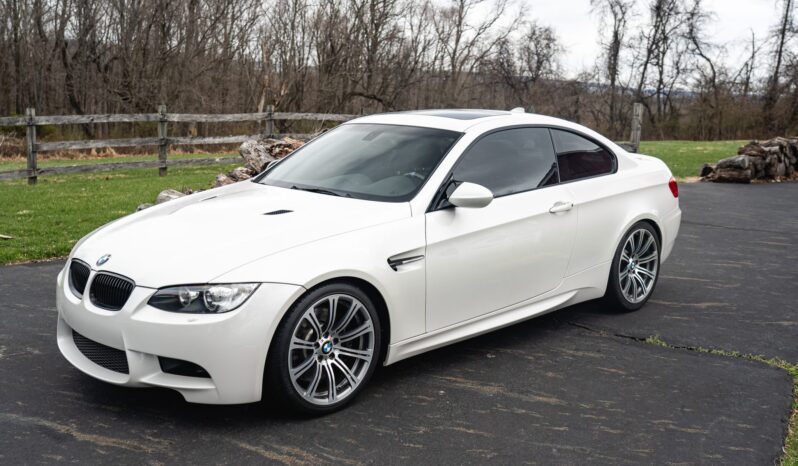 								2013 BMW M3 Coupe 6-Speed full									