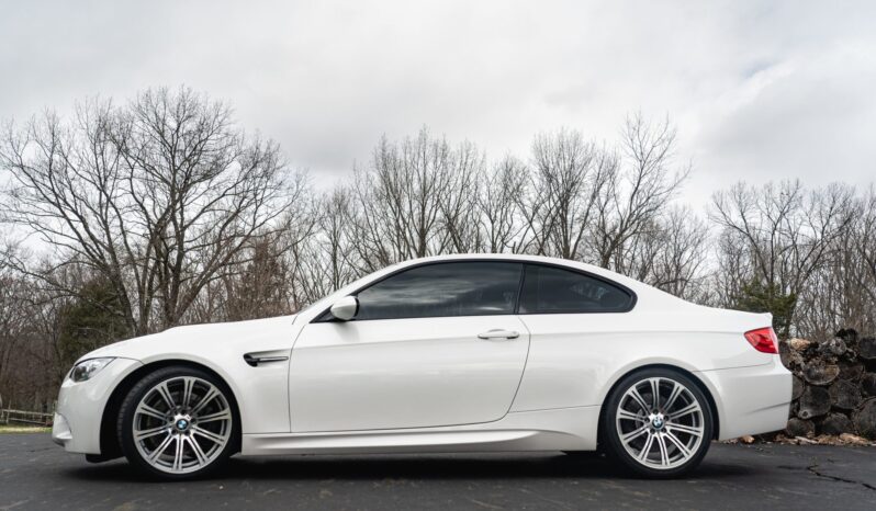 								2013 BMW M3 Coupe 6-Speed full									