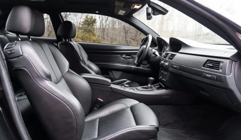 								2013 BMW M3 Coupe 6-Speed full									