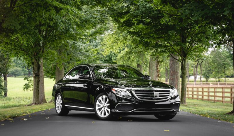 								2018 Mercedes-Benz E400 4MATIC Sedan full									