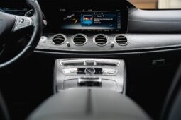 										2018 Mercedes-Benz E400 4MATIC Sedan full									