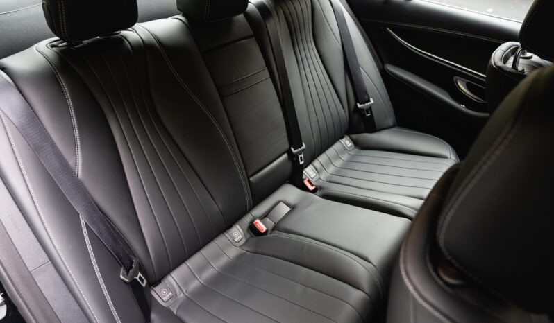 								2018 Mercedes-Benz E400 4MATIC Sedan full									