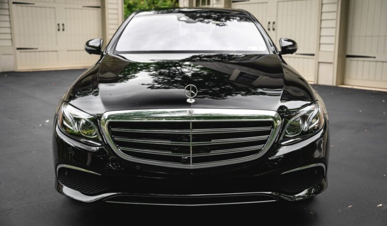 								2018 Mercedes-Benz E400 4MATIC Sedan full									