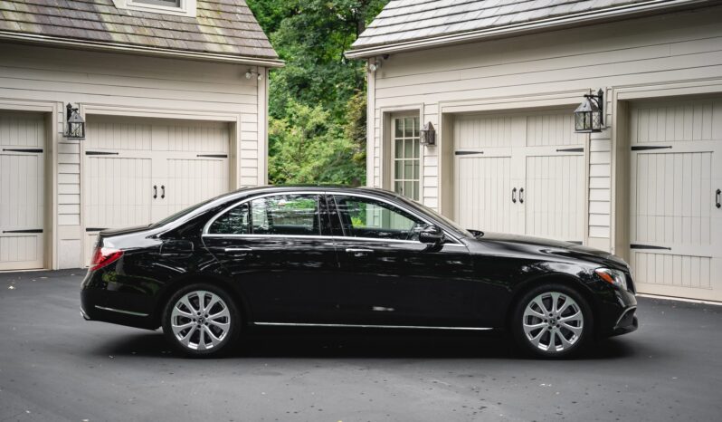 								2018 Mercedes-Benz E400 4MATIC Sedan full									