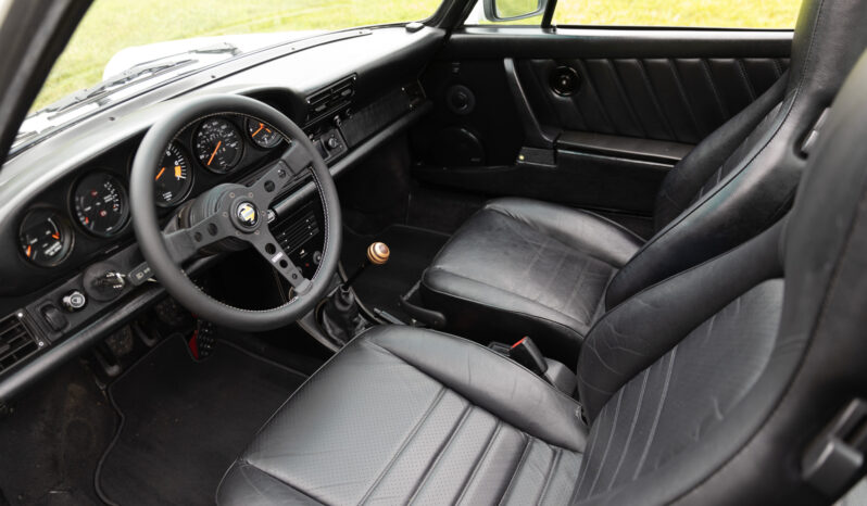 								1988 Porsche 911 Carrera Targa G50 full									
