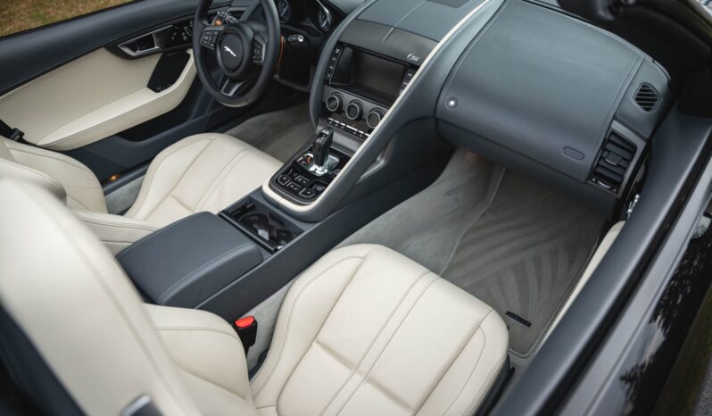 								2014 Jaguar F-Type V8 S Convertible full									