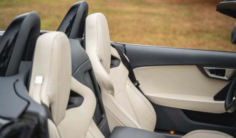 								2014 Jaguar F-Type V8 S Convertible full									