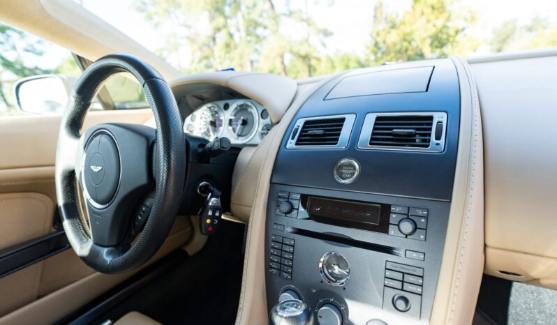 								2007 Aston Martin V8 Vantage Coupe 6-Speed full									