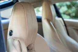 										2007 Aston Martin V8 Vantage Coupe 6-Speed full									