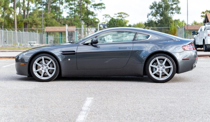 								2007 Aston Martin V8 Vantage Coupe 6-Speed full									