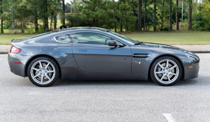 								2007 Aston Martin V8 Vantage Coupe 6-Speed full									
