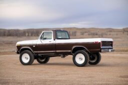 										1975 Ford F-250 Highboy 4×4 full									