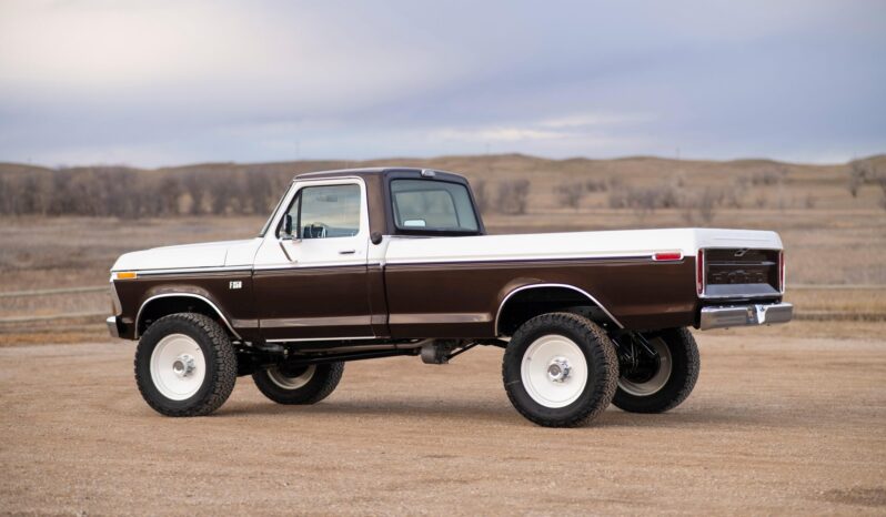 								1975 Ford F-250 Highboy 4×4 full									