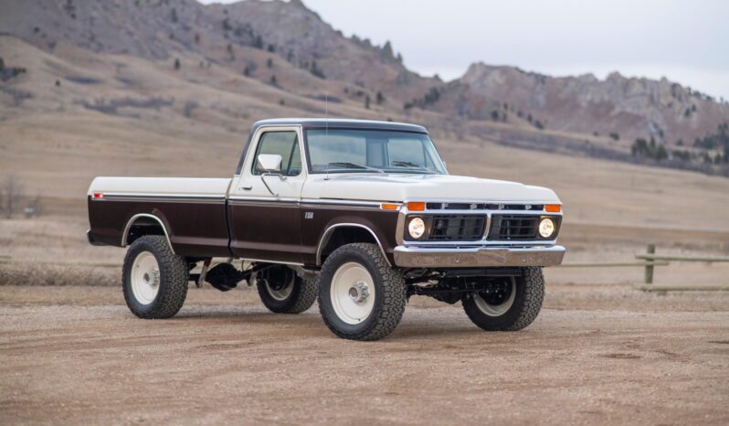 								1975 Ford F-250 Highboy 4×4 full									