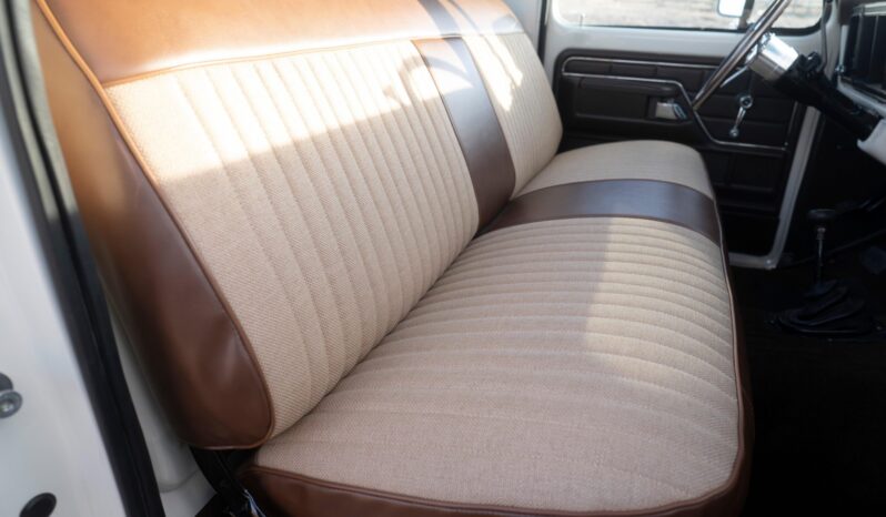 								1975 Ford F-250 Highboy 4×4 full									