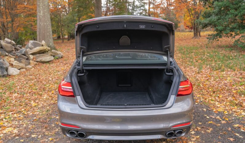 								2017 BMW Alpina B7 xDrive full									