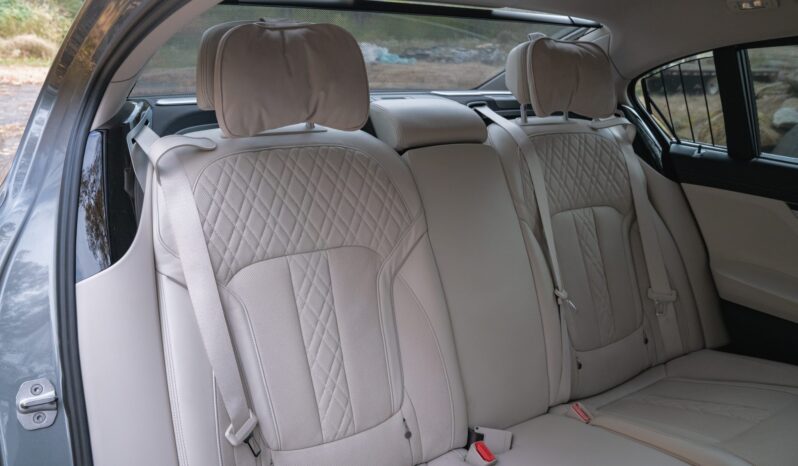 								2017 BMW Alpina B7 xDrive full									