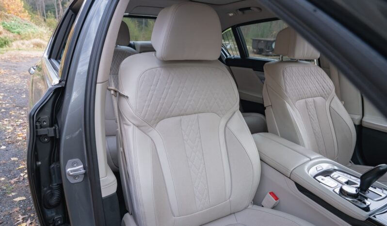 								2017 BMW Alpina B7 xDrive full									