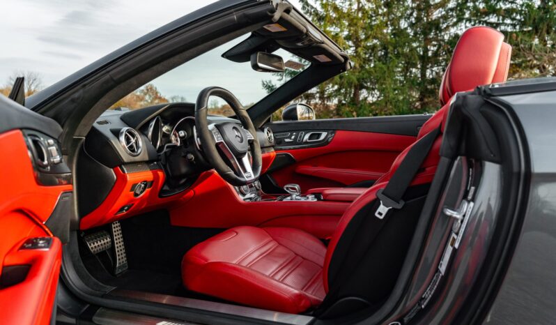 								2015 Mercedes-Benz SL63 AMG full									