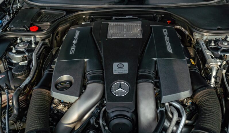 								2015 Mercedes-Benz SL63 AMG full									