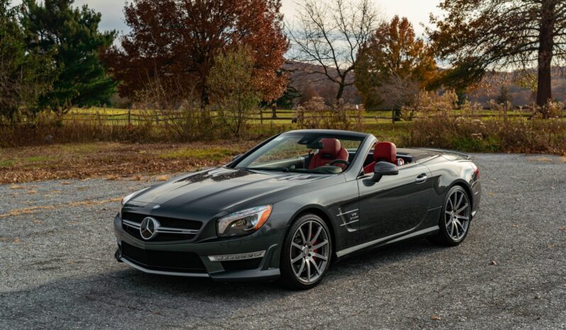 								2015 Mercedes-Benz SL63 AMG full									