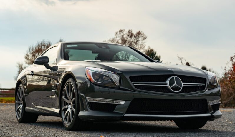 								2015 Mercedes-Benz SL63 AMG full									