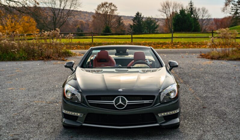 								2015 Mercedes-Benz SL63 AMG full									