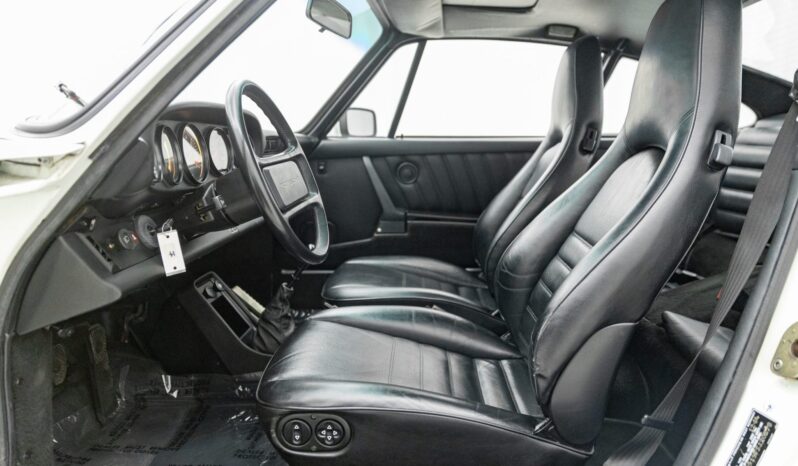 								1985 Porsche 911 Carrera Coupe full									