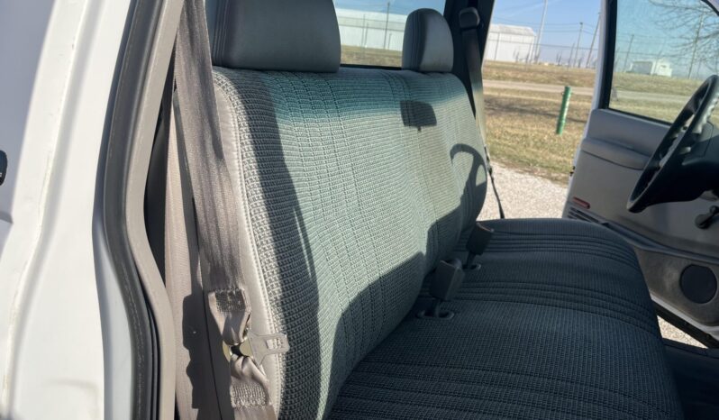 								2000 GMC Sierra C3500 SL full									