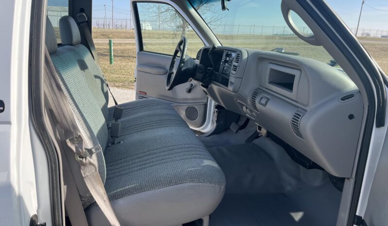 								2000 GMC Sierra C3500 SL full									