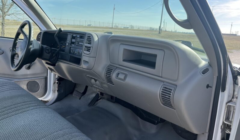 								2000 GMC Sierra C3500 SL full									