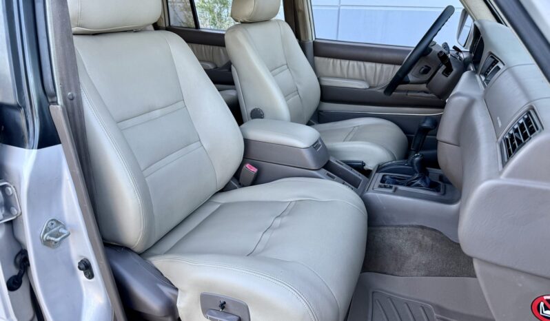 								1996 Toyota Land Cruiser FZJ80 full									