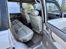 										1996 Toyota Land Cruiser FZJ80 full									
