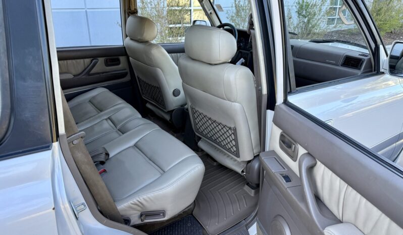 								1996 Toyota Land Cruiser FZJ80 full									