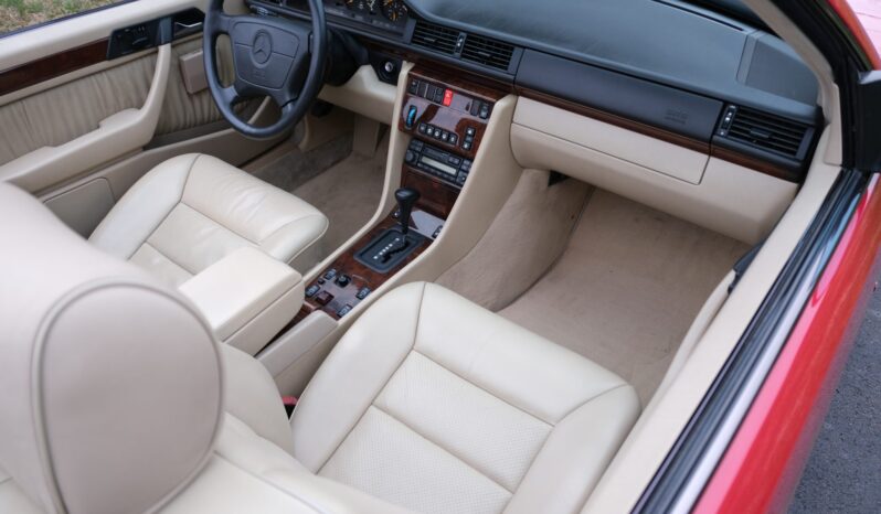 								1995 Mercedes-Benz E320 Cabriolet full									