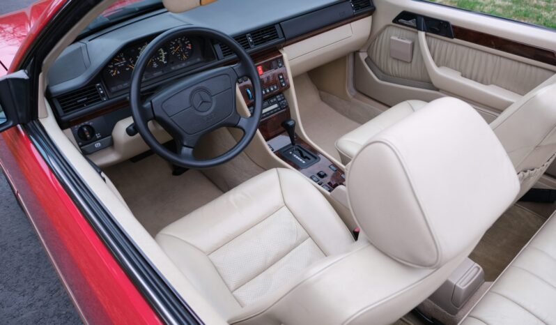 								1995 Mercedes-Benz E320 Cabriolet full									