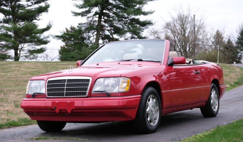 								1995 Mercedes-Benz E320 Cabriolet full									