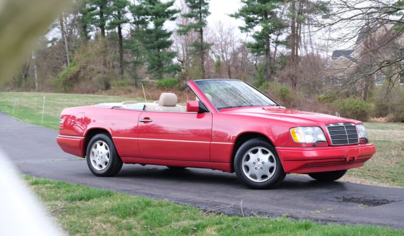 								1995 Mercedes-Benz E320 Cabriolet full									