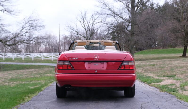 								1995 Mercedes-Benz E320 Cabriolet full									