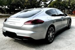 2016 Porsche Panamera GTS