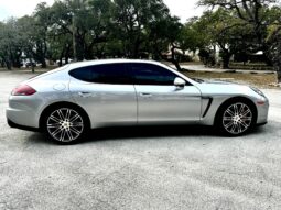 2016 Porsche Panamera GTS