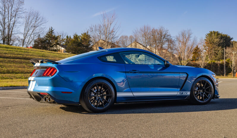 								2020 Ford Mustang Shelby GT350 full									