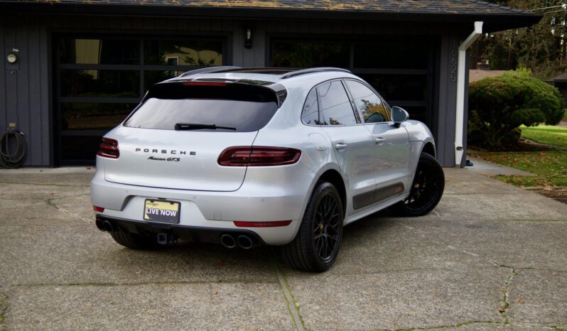								2017 Porsche Macan GTS full									