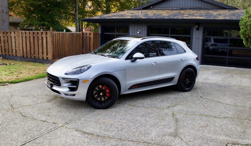 								2017 Porsche Macan GTS full									