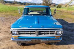 										1971 Ford F-250 Sport Custom Highboy 4×4 4-Speed full									