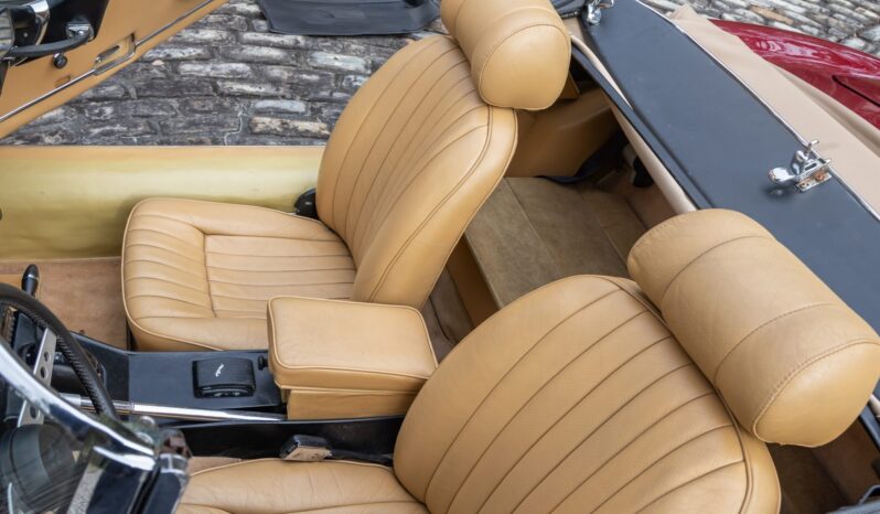 								1974 Jaguar E-Type Series III Roadster V12 full									