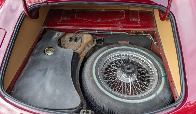 								1974 Jaguar E-Type Series III Roadster V12 full									